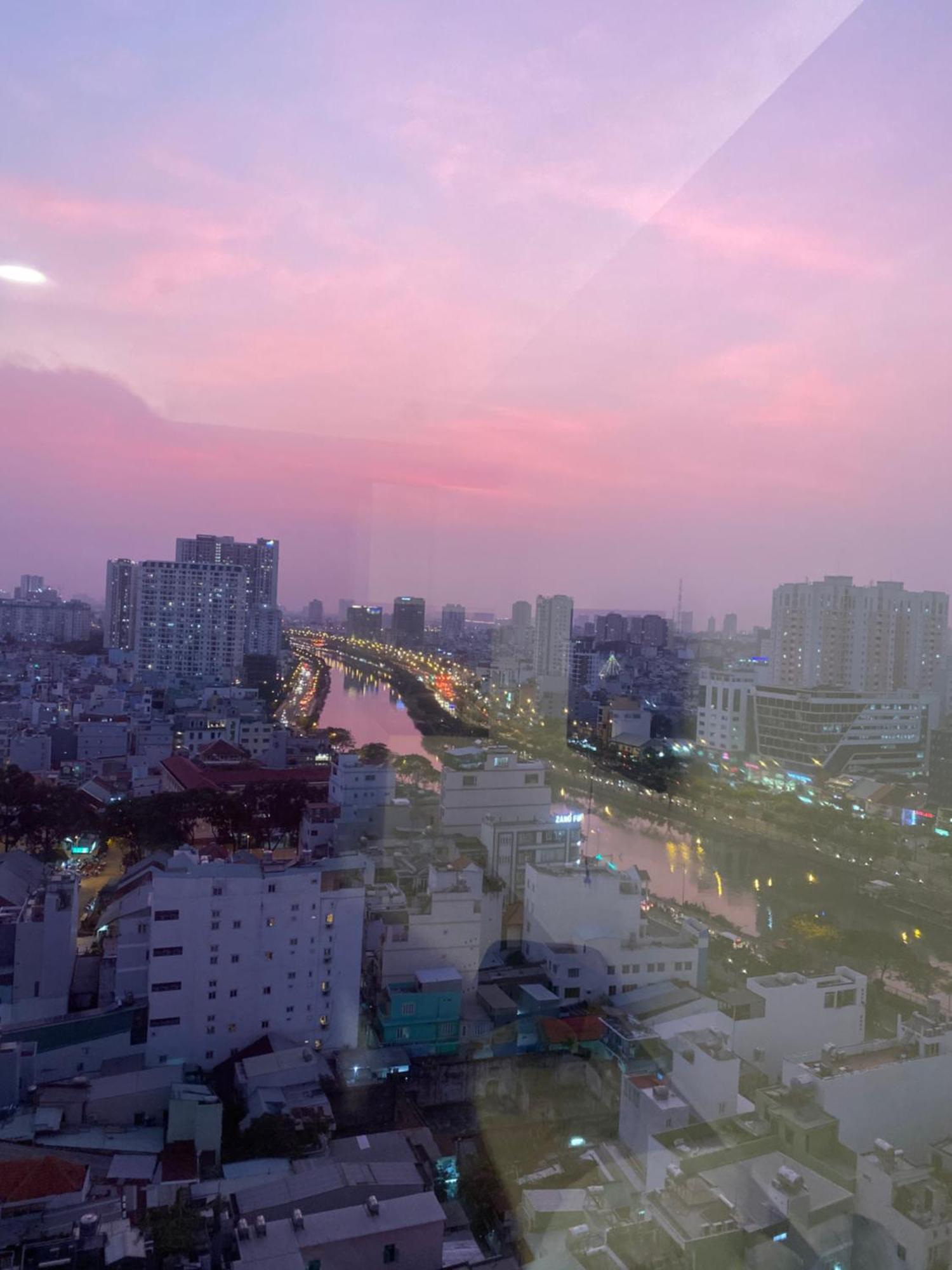Best View River - River Gate Apartment Хошимин Экстерьер фото